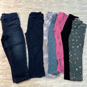 Lot of 4T pants (1 pair jeans, 1 jegging, 5 leggings, 1 sweats)